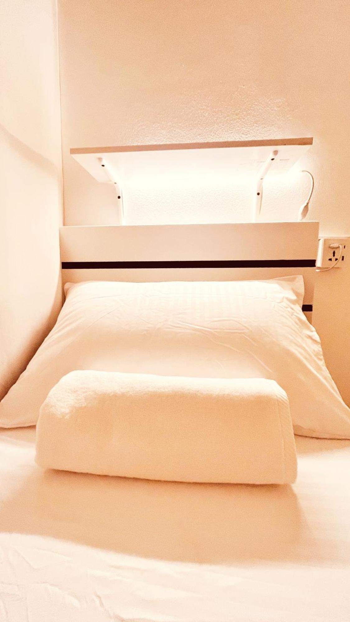 Westay Hostel Dubai Dış mekan fotoğraf
